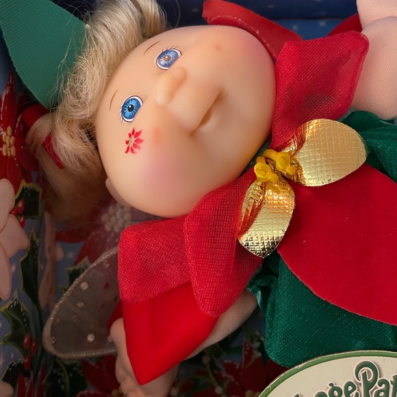 Cabbage Patch Kids Garden Fairies Poinsettia 7 3/4” Doll - Picture 5 of 5